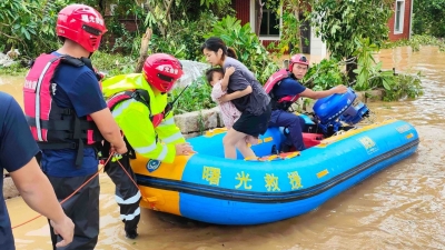 成功搜救转移群众100多人！梅州曙光救援队驰援福建泉州