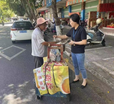 用“温度”战胜温度！炎炎夏日，他们为梅城街头这些人送清凉