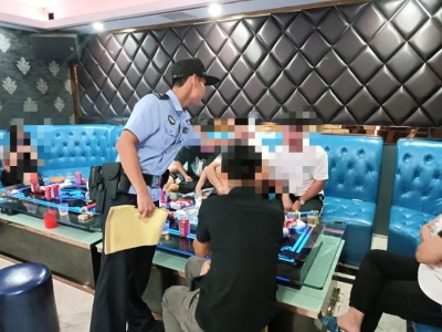 严查严打！五华公安开展夏夜治安巡查宣防暨“雷霆行动”集中统一行动