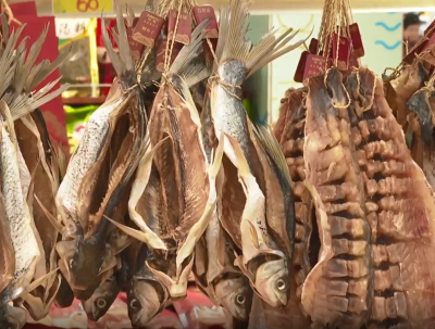 梅江区“客都草鱼”加工品亮相广州国际渔博会