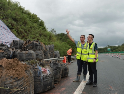 “汛”速出击！揭博高速紧急抢险，快速处置边坡溜方