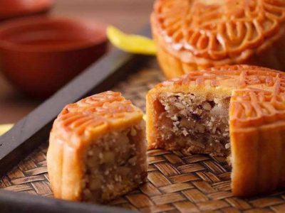中国疾控中心：吃月饼有讲究！健康食用看提示→