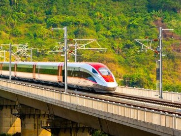 东南亚地区首条高铁！中印尼合建雅万高铁今日开通运行