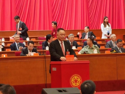 梅州旅港乡贤余国春当选中国侨联副主席