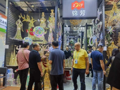 展位人气旺 达成订单多！广交会二期梅州分团参展成效显著  