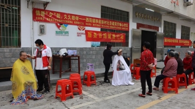 金婚庆典、健康义诊、爱心义剪……梅江区西阳镇重阳活动丰富又暖心~