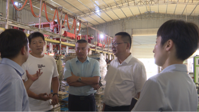 胡班率队开展园区暖企服务活动，助力企业做大做强