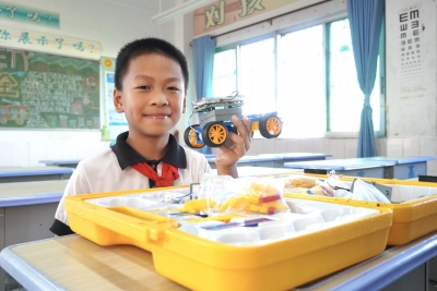 笃志好学的“科创之星” ！记2023年度梅州“新时代好少年”李坤生