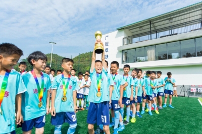 小都斩获冠军！横陂镇乡村振兴青少年足球选秀大赛闭幕