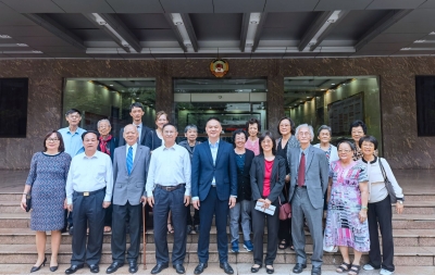 毛里求斯唐人街基金会主席林海岩一行到市政协走访：发挥优势共促社会经济文化交流