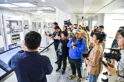 人民领袖｜习近平与新闻工作者在一起