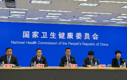 国家卫健委新闻发布会回应冬季呼吸道疾病热点问题