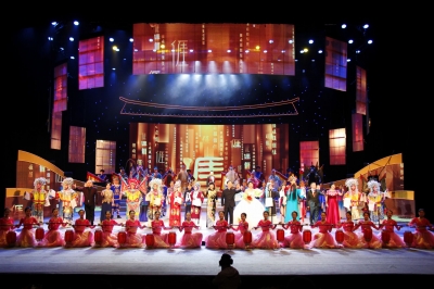 先睹为快！第六届世界客商大会戏曲晚会今晚首次带妆彩排