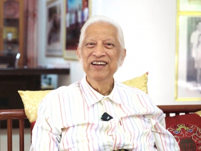 世界客商大会发起人之一、美国《国际日报》董事长熊德龙：加大“走出去”的力度，让世界更好地了解梅州