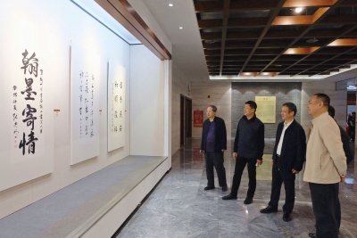 梅州市首届职工书法大赛作品展开幕！在客商中心展出至11月26日
