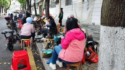 “小修小补”为城市增添烟火气