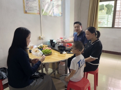 家访有深度 教育有温度！我市各学校深入开展“万名教师访万家”大走访活动