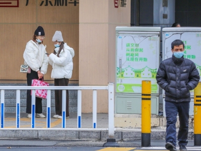 超强寒潮预计12月15日午后进入粤北，过程降温9-13℃