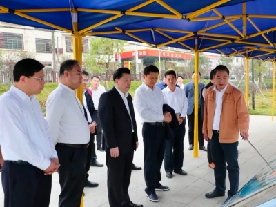 省住建厅一行到丰顺调研老旧小区改造等工作