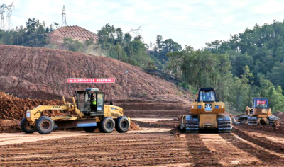 土石方填筑超百万方！汕梅高速改扩建项目建设迎来新突破