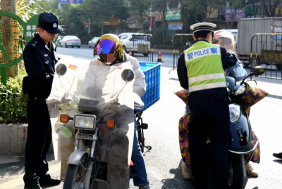 多警种联动集中整治！五华公安严查摩电交通违法行为