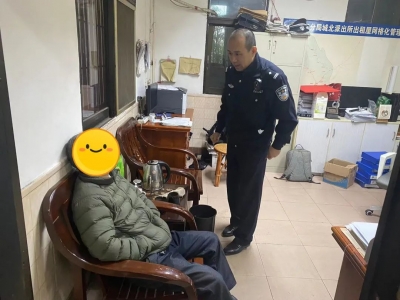 耄耋老人迷路忘归途，还好有他们的暖心救护…