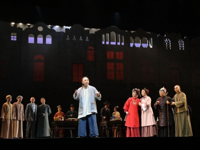 大型广东汉剧《天风海雨梅花渡》的艺术赏析：一幅壮美的客家人文风情画卷