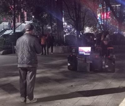 歌舞声此起彼伏，市民盼还清静！梅城部分公园夜晚有噪声扰民现象