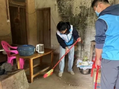 大扫除、拉家常...兴宁叶塘镇社工情暖特殊困难老人