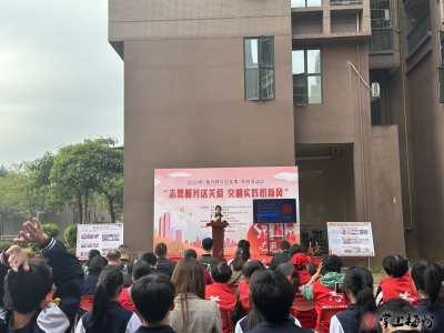 今天，这些志愿者在这里分享他们的经历…