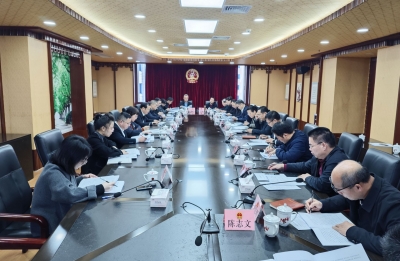 陈亮到市人大常委会机关征求《政府工作报告》意见：充分吸纳意见 更好凝聚共识