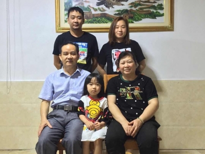 2022年“梅江区文明家庭”廖庆财家庭：传承医者仁心 守护村民健康