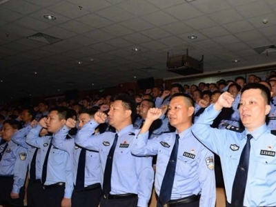 习语|人民警察是一支党和人民完全可以信赖的有坚强战斗力的队伍