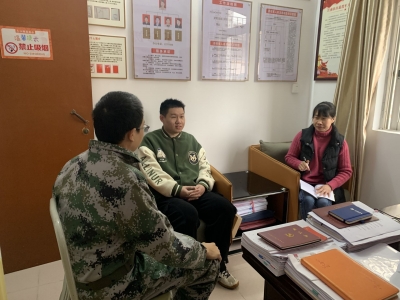征兵正“燃”！梅江区江南社区开展2024年春季征兵入户宣传