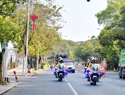 警察节，重温总书记对人民警察的亲切关怀和殷殷嘱托