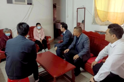 暖！梅江区总工会把温暖送到一线职工和困难职工心坎上