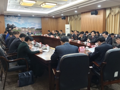 梅州市八届人大四次会议主席团举行第二次会议