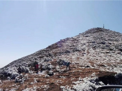 【每日一习话】发展冰雪产业 把群众冰雪运动热情保持下去