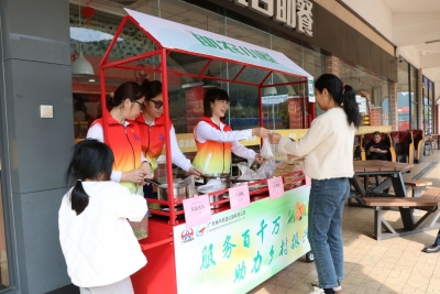 梅州高速路上的“助农小屋”，给力！