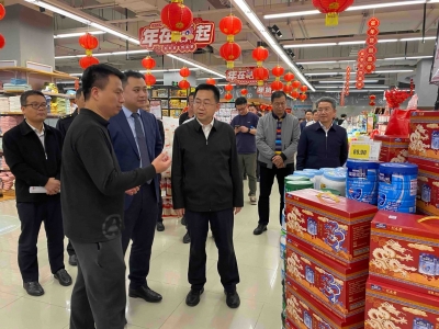 陈金銮到梅江区督导检查安全生产、消防安全及节前市场供应工作