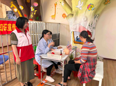 梅江区开展“点亮星星 爱不孤单”关爱孤独症儿童家庭活动