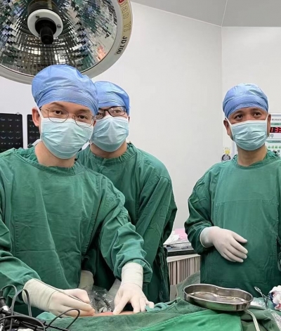 兴宁市人民医院泌尿外科成功开展经腹腔入路 腹腔镜下肾癌根治术