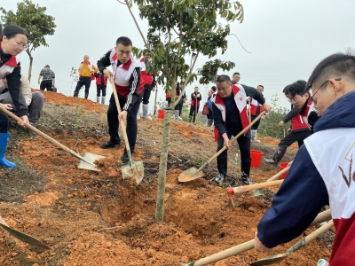 省市县镇携手共植“财源林”，凝心聚“绿”共绘绿美五华