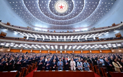 全国政协十四届二次会议闭幕