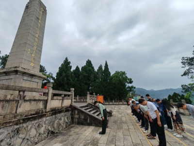 追寻红色足迹，传承红色精神！漳州市秀篆中学党支部一行来梅州举办主题党日活动