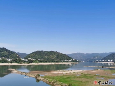 大埔县高陂实验学校蒋嘉萱丨沿江小镇