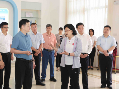 杨朝晖到梅县区走访重点联系专家调研挂点项目：用心用情做好服务   提速提质加快建设