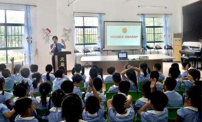 预防校园欺凌 加强自我保护！丰顺县检察院进幼儿园开展法治教育活动