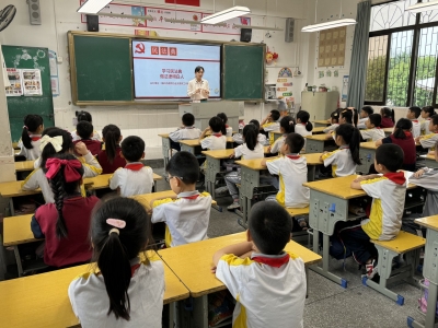 什么是校园霸凌？怎样保护自己？这堂公益课，在江南育才小学开讲！