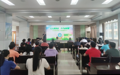 理论＋实操！梅州举办防灾减灾卫生应急进校园宣传讲座活动